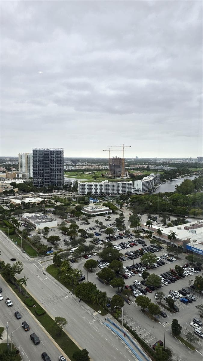 2602 E Hallandale Beach Blvd R2810 photo 21