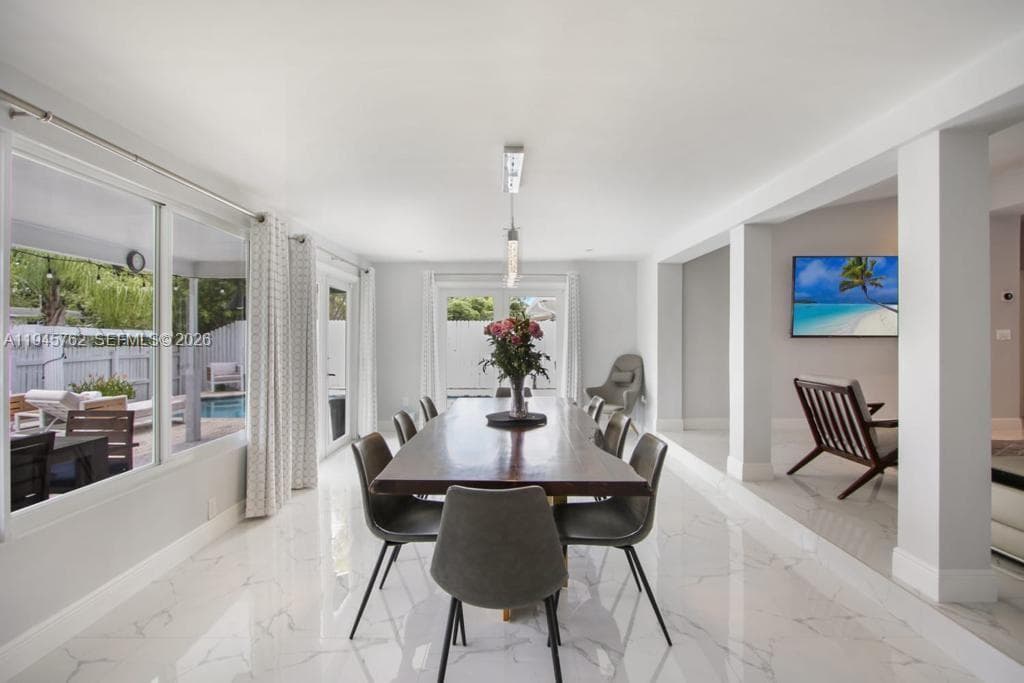 2442 Bimini Ln photo 6