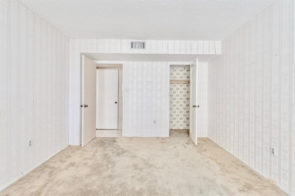 18031 Biscayne Boulevard 1104 photo 16
