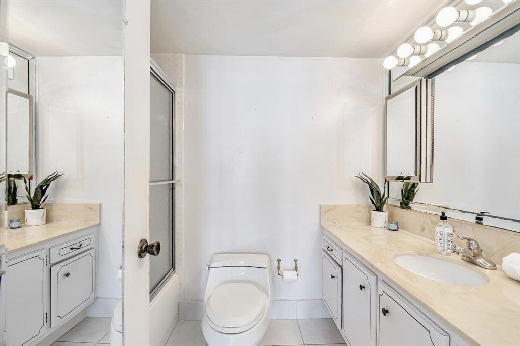 18031 Biscayne Boulevard 1104 photo 14