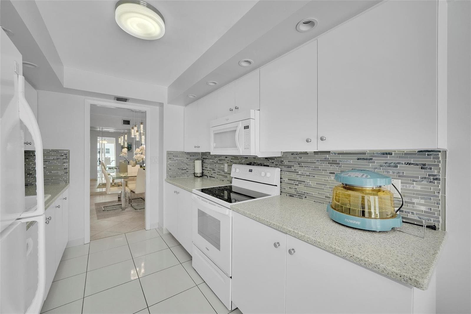 3410 Galt Ocean Drive 204n photo 11
