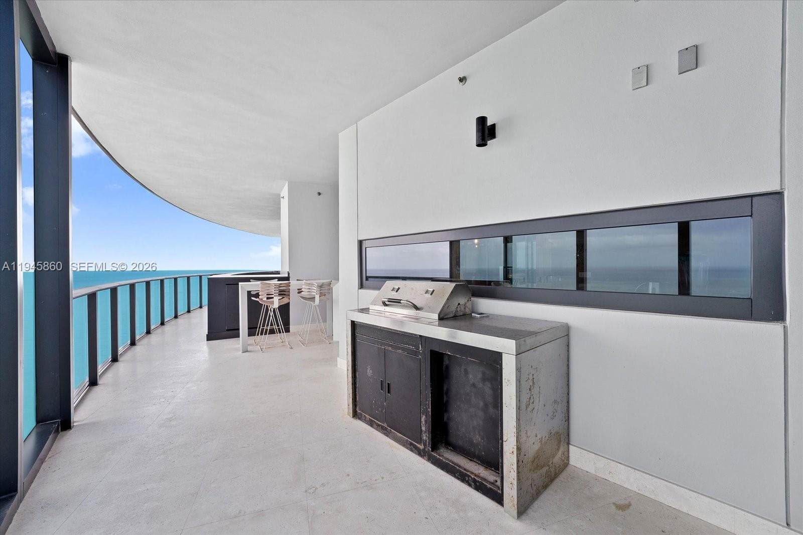 18555 Collins Ave 3405 photo 3