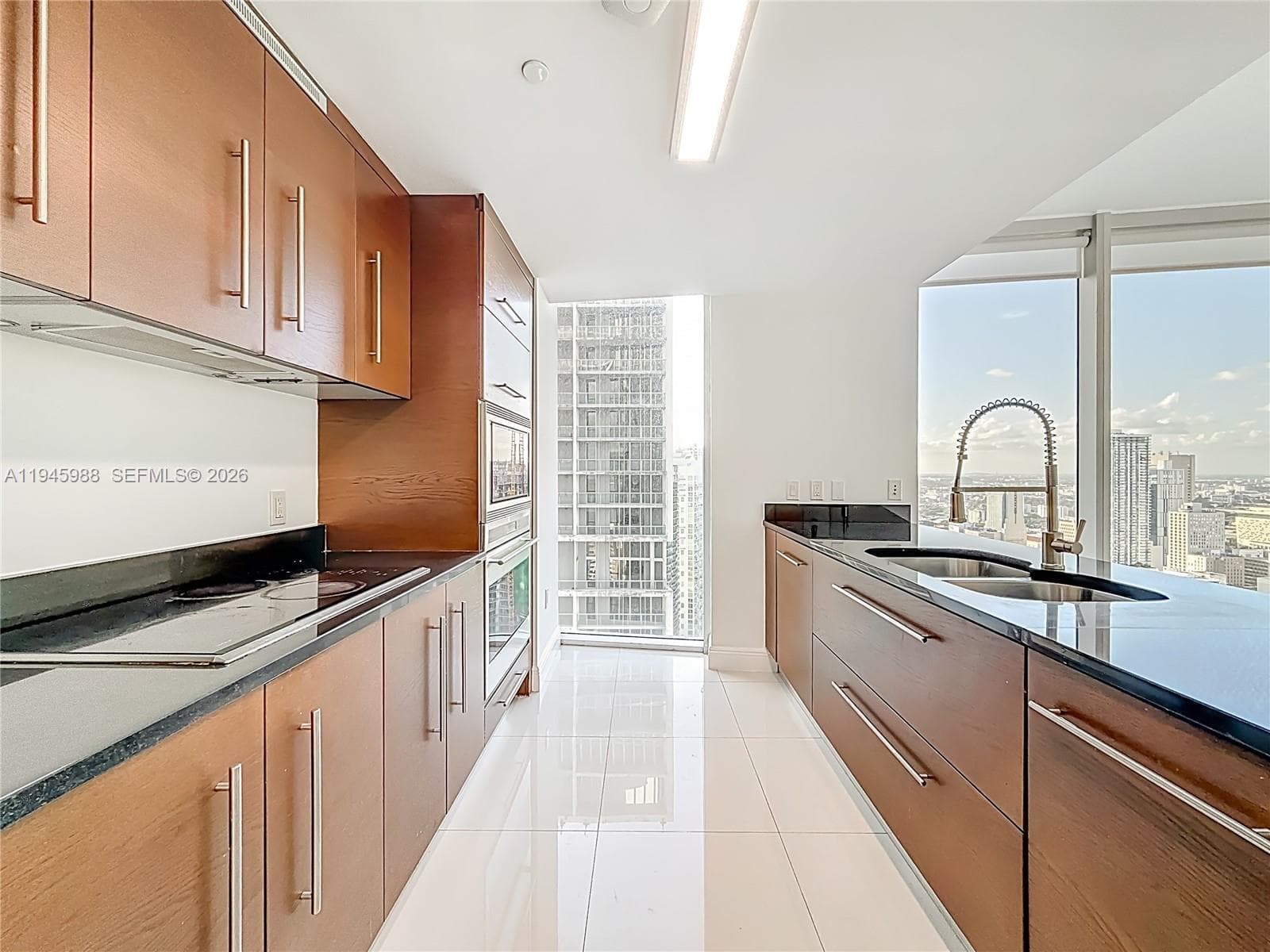 475 Brickell Ave 4215 photo 6