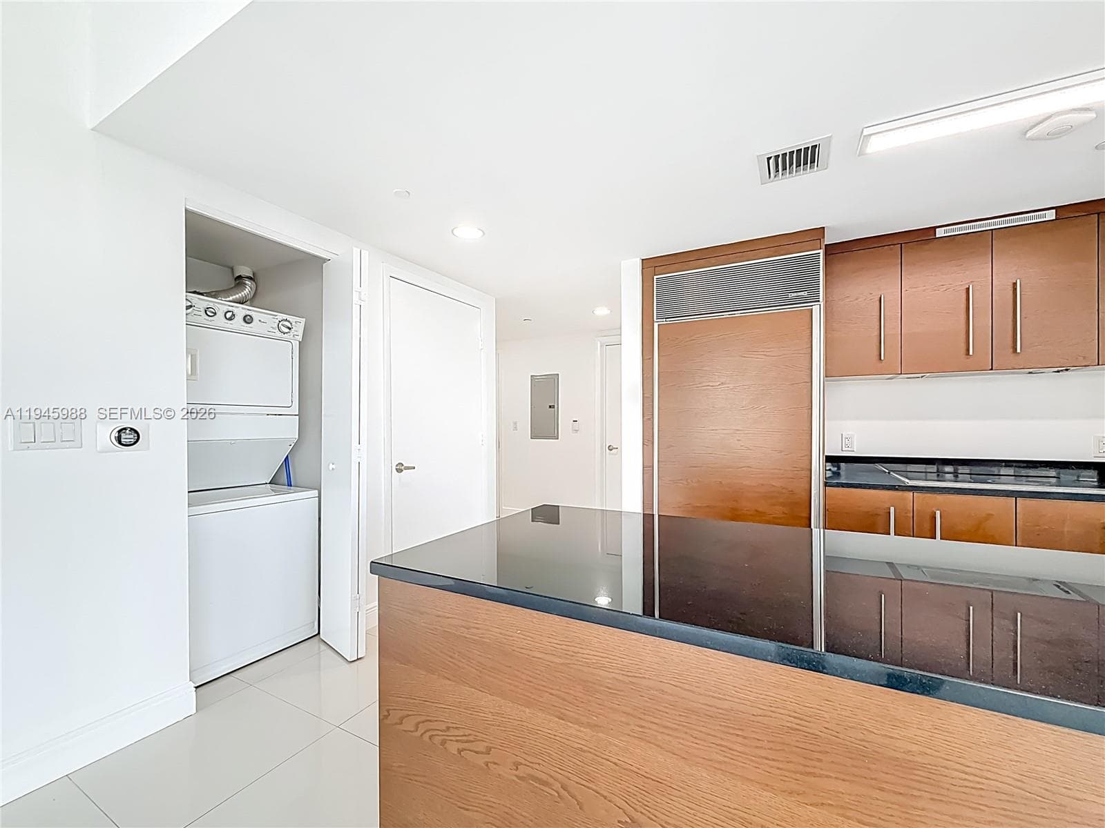 475 Brickell Ave 4215 photo 9