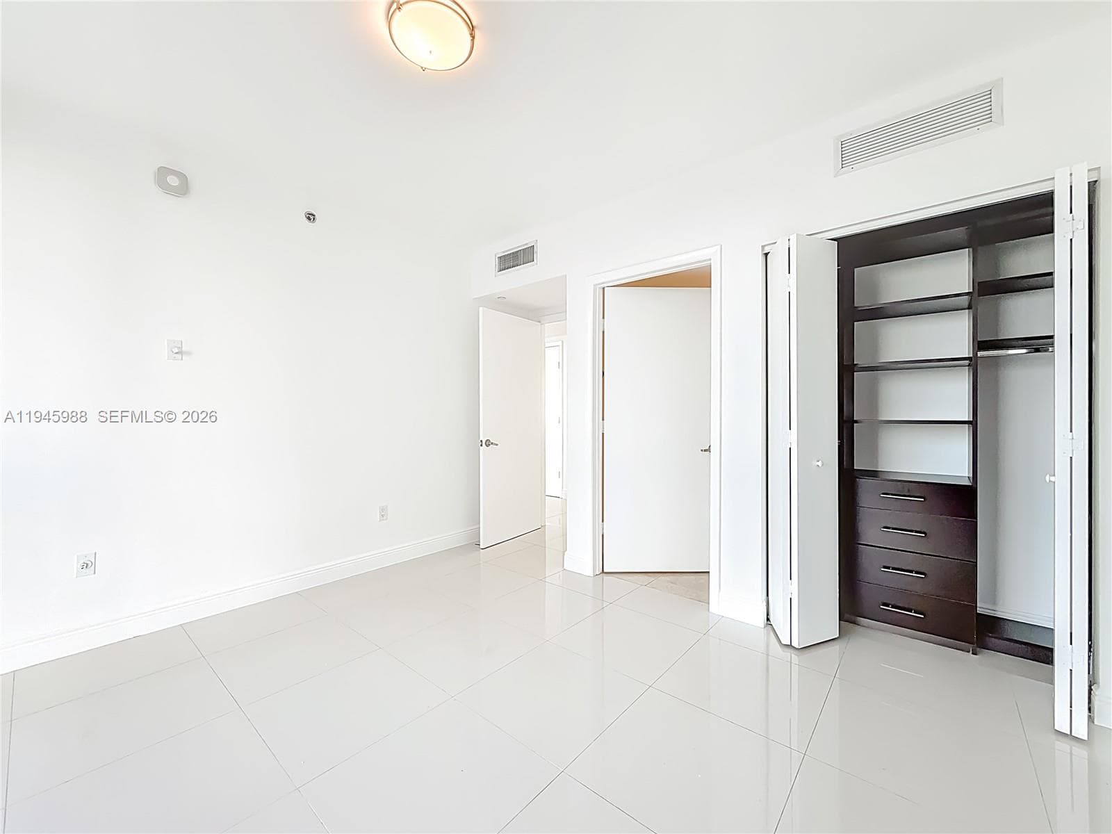 475 Brickell Ave 4215 photo 24