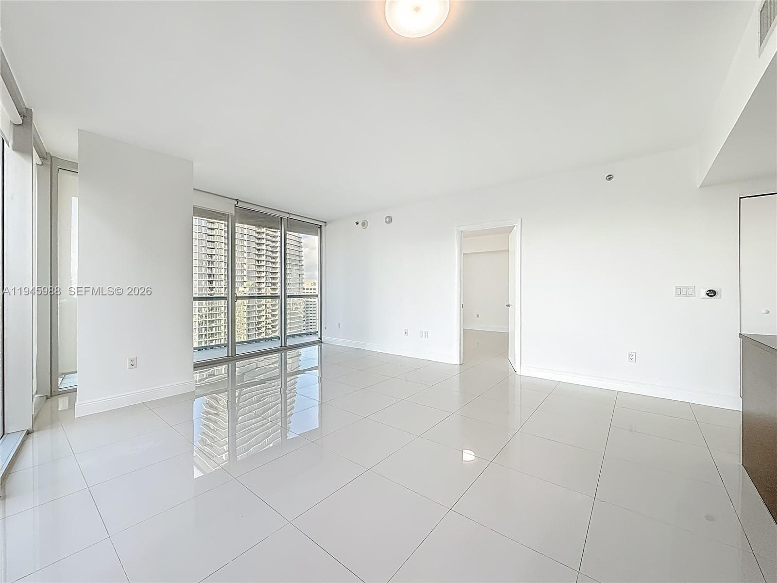 475 Brickell Ave 4215 photo 11