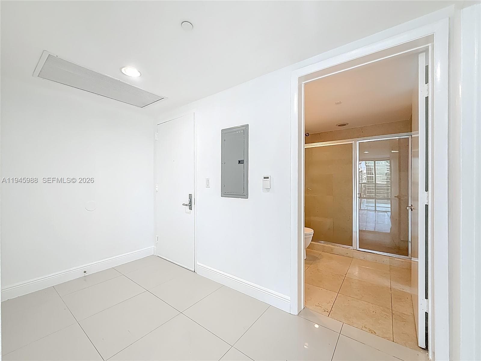 475 Brickell Ave 4215 photo 4