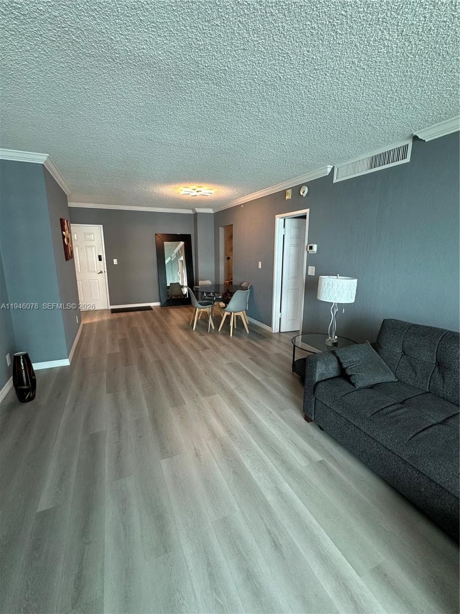 2501 S Ocean Dr 507 photo 7