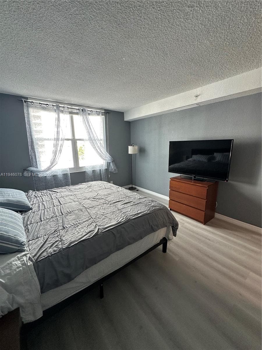 2501 S Ocean Dr 507 photo 9