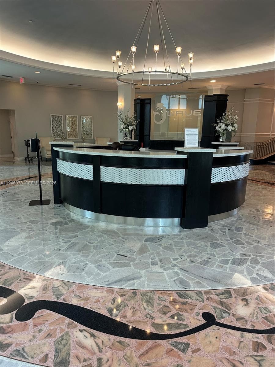 2501 S Ocean Dr 507 photo 4