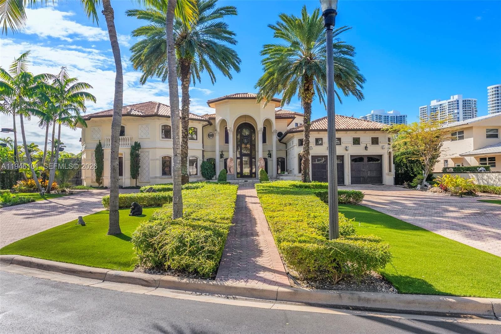 680 Golden Beach Dr photo 3