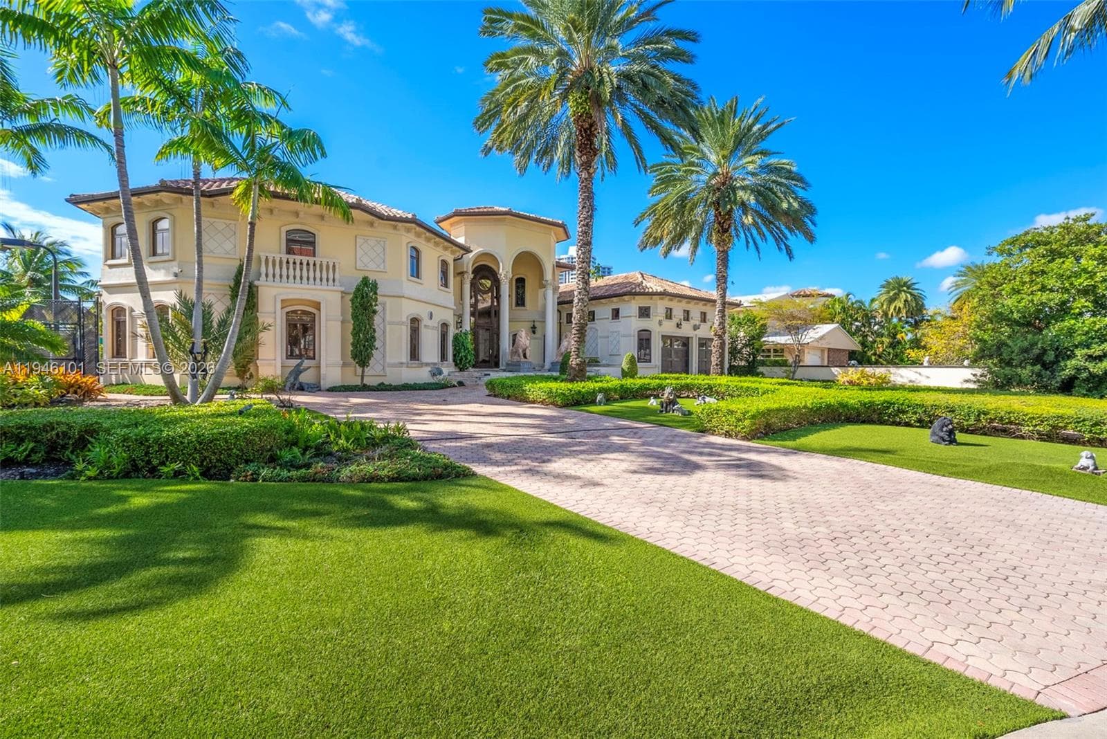 680 Golden Beach Dr photo 5