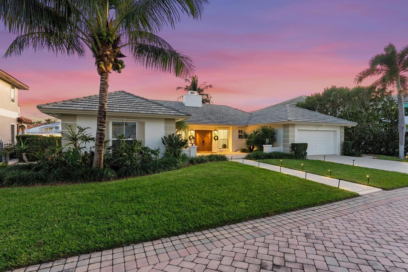 872 Lilac Drive photo 6