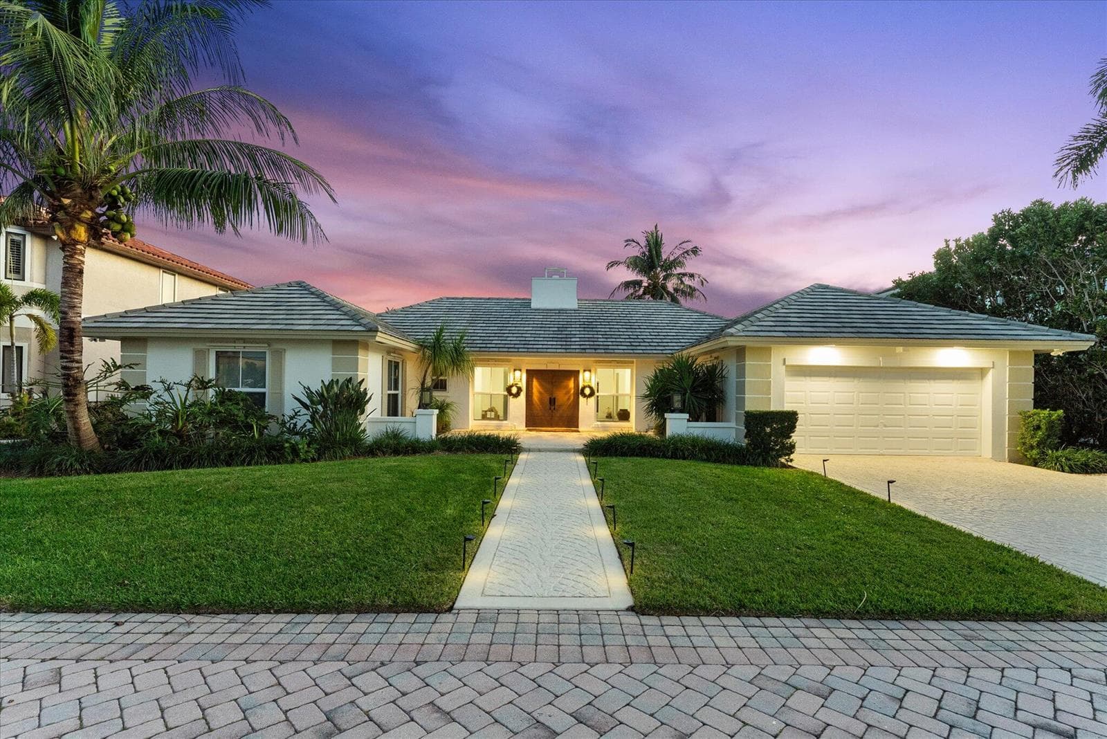 872 Lilac Drive photo 3