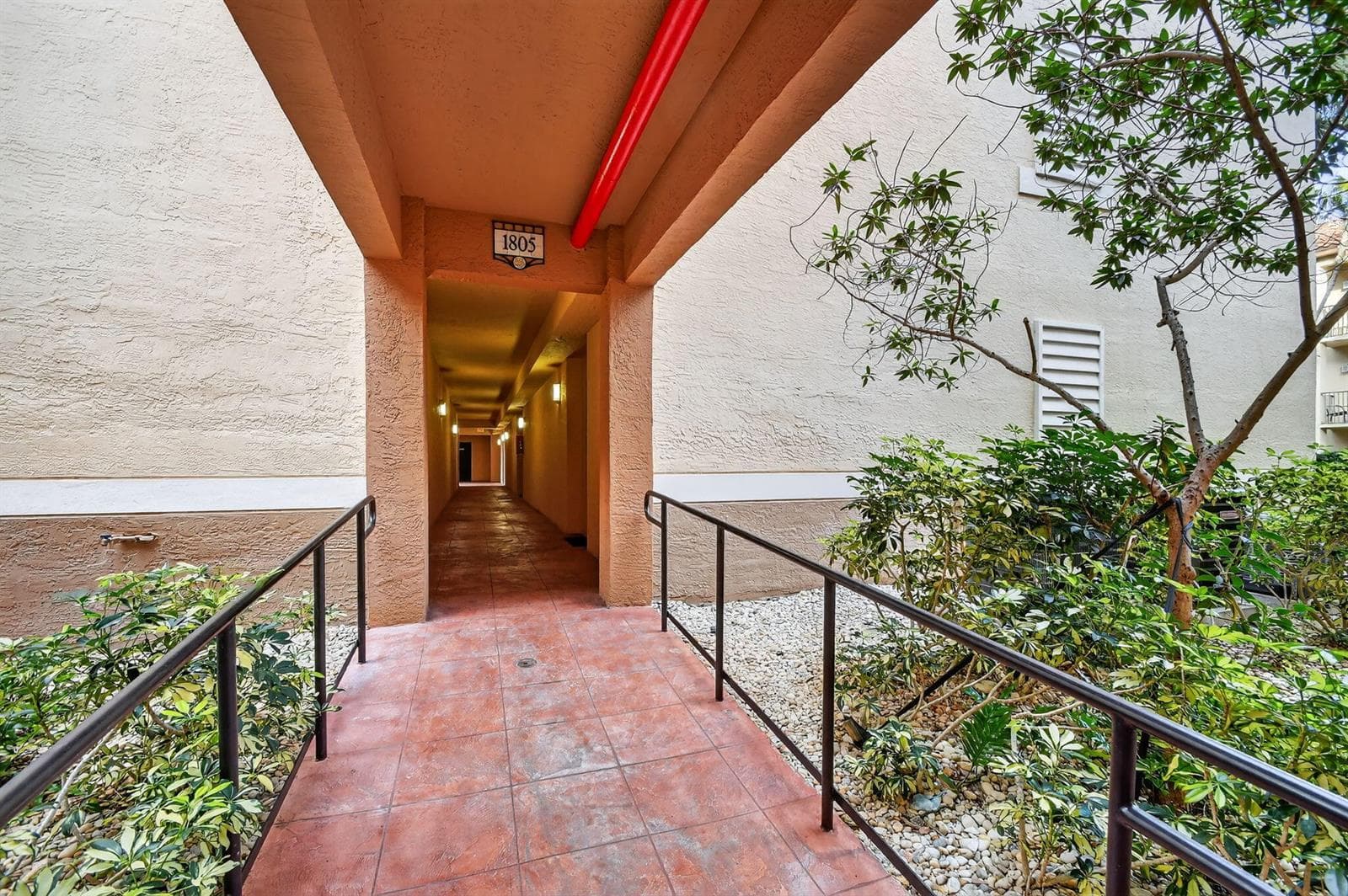 1805 N Flagler Drive 115 photo 3