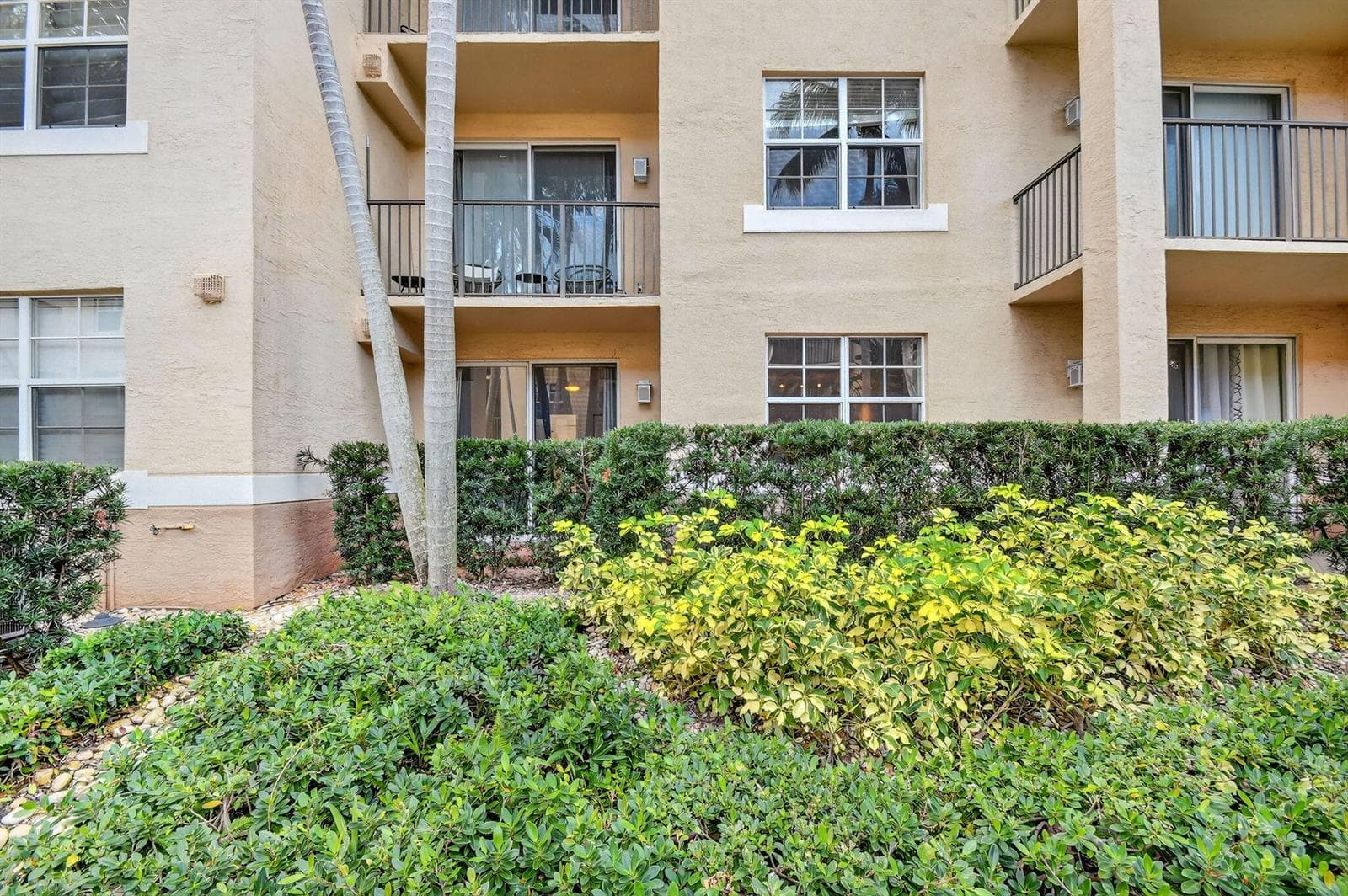 1805 N Flagler Drive 115 photo 20