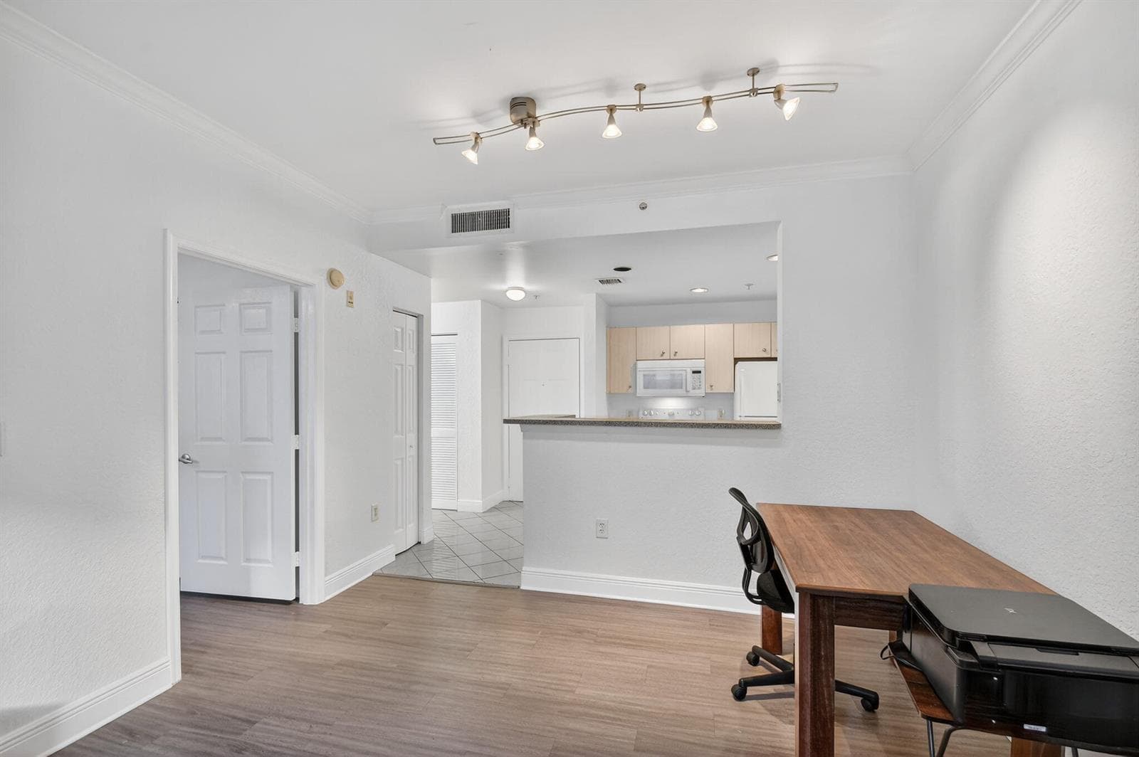 1805 N Flagler Drive 115 photo 9