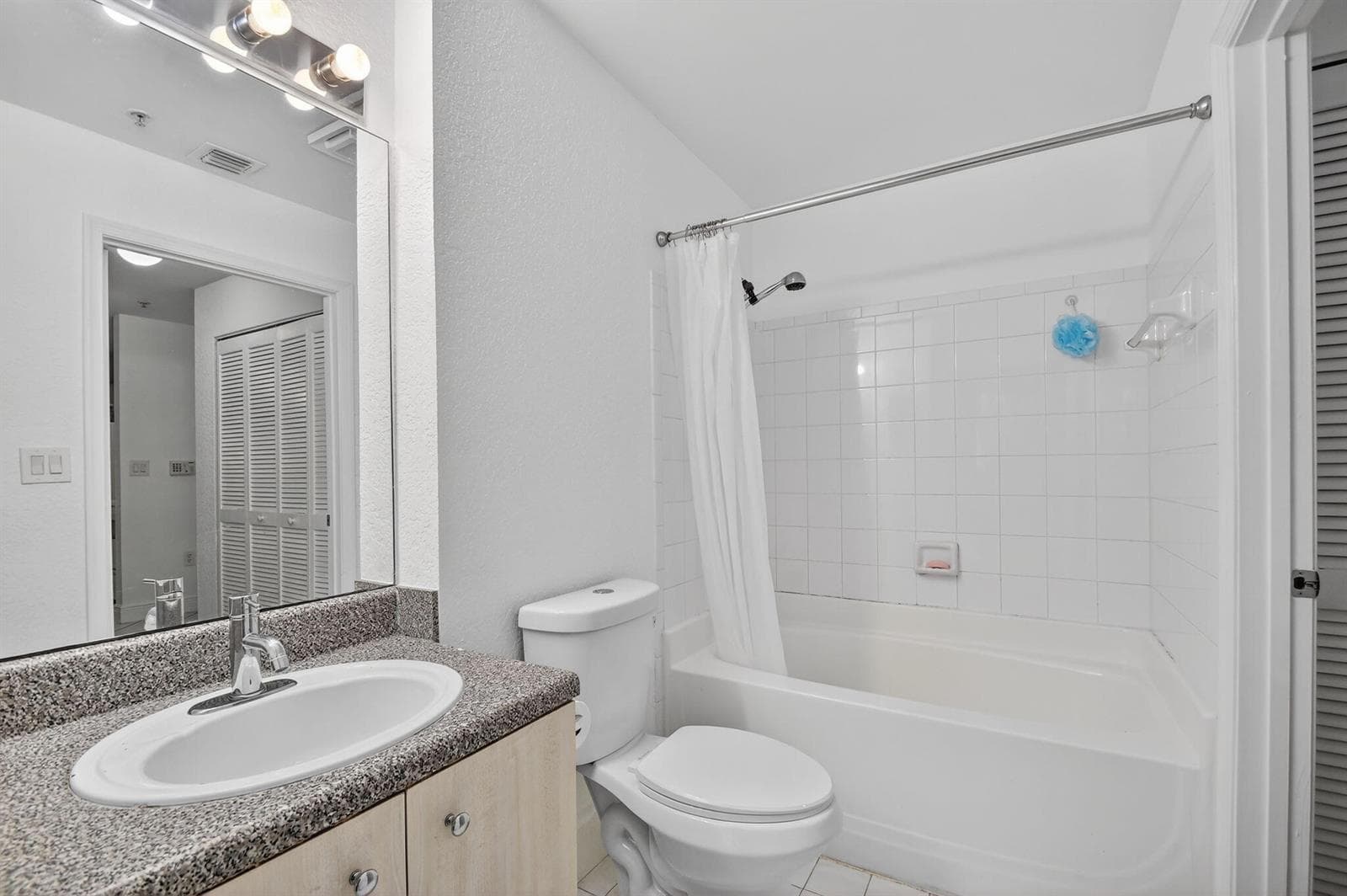 1805 N Flagler Drive 115 photo 18