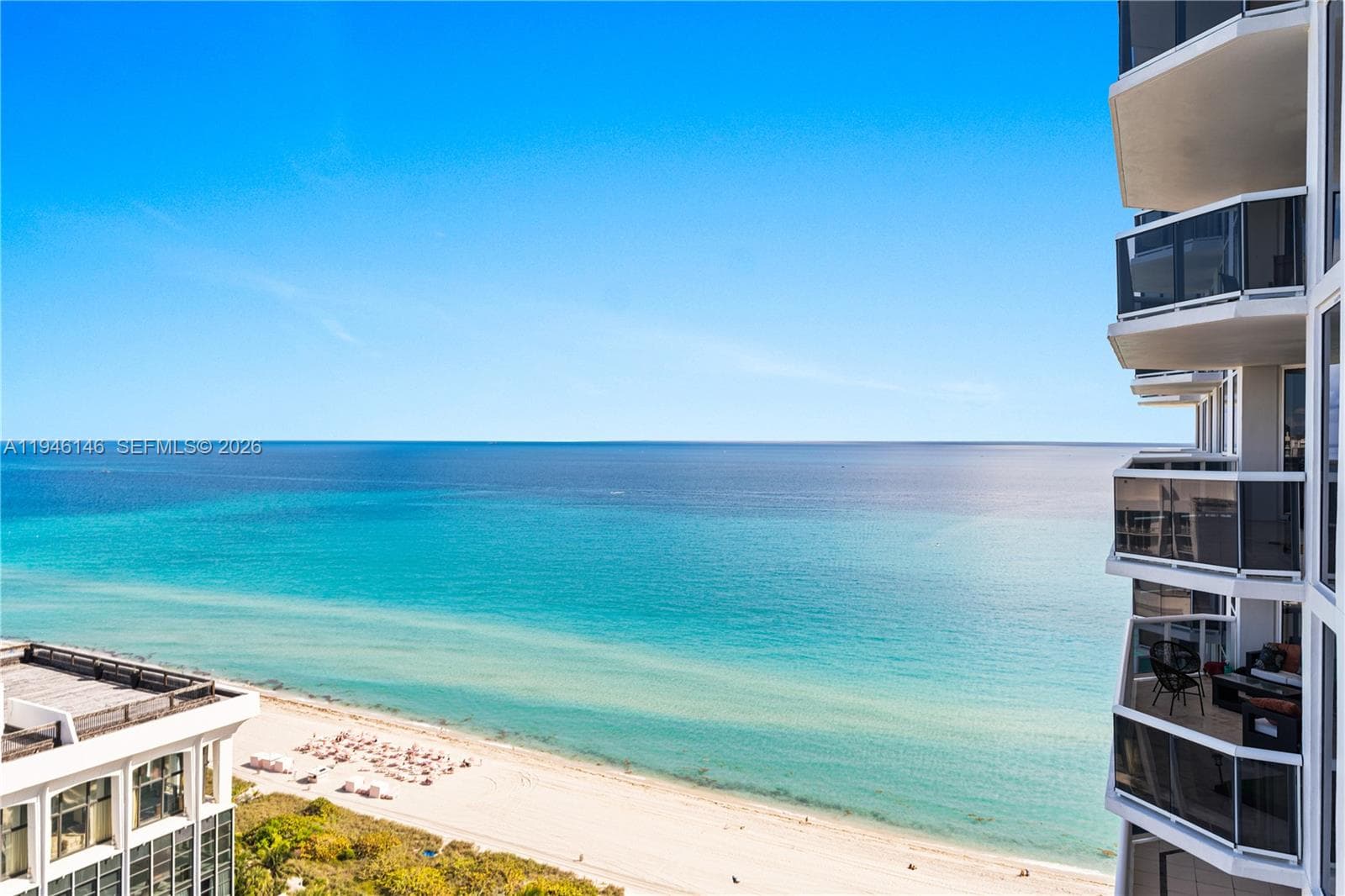 4779 Collins Ave 2607 photo 1