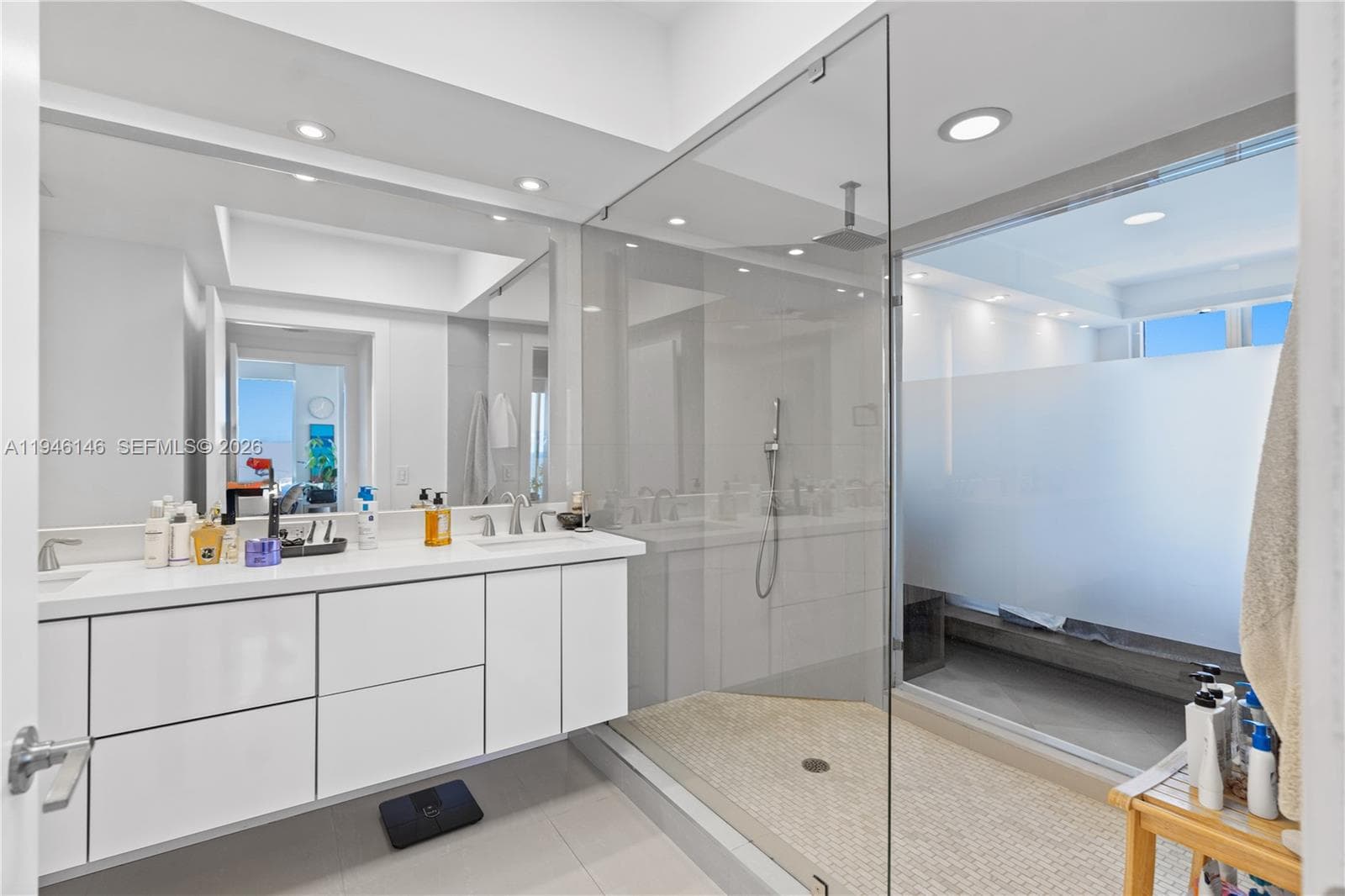 4779 Collins Ave 2607 photo 25