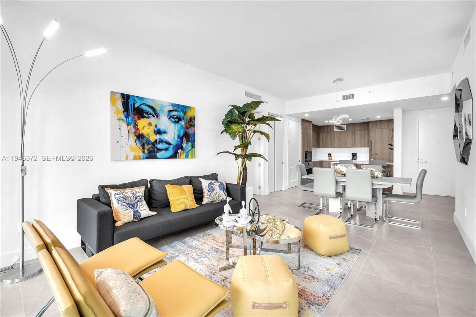 17550 Collins Ave 504 photo 1