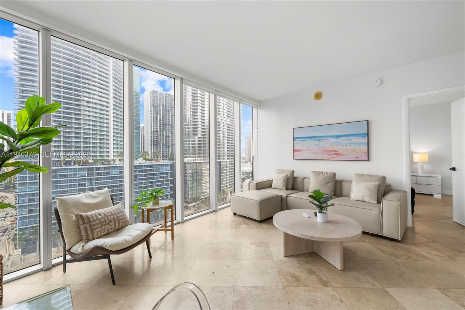 485 Brickell Ave 1804 photo 1