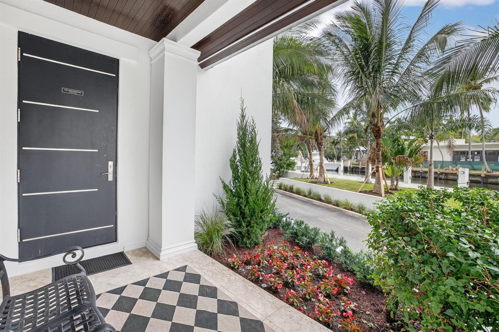 400 Mola Avenue photo 11