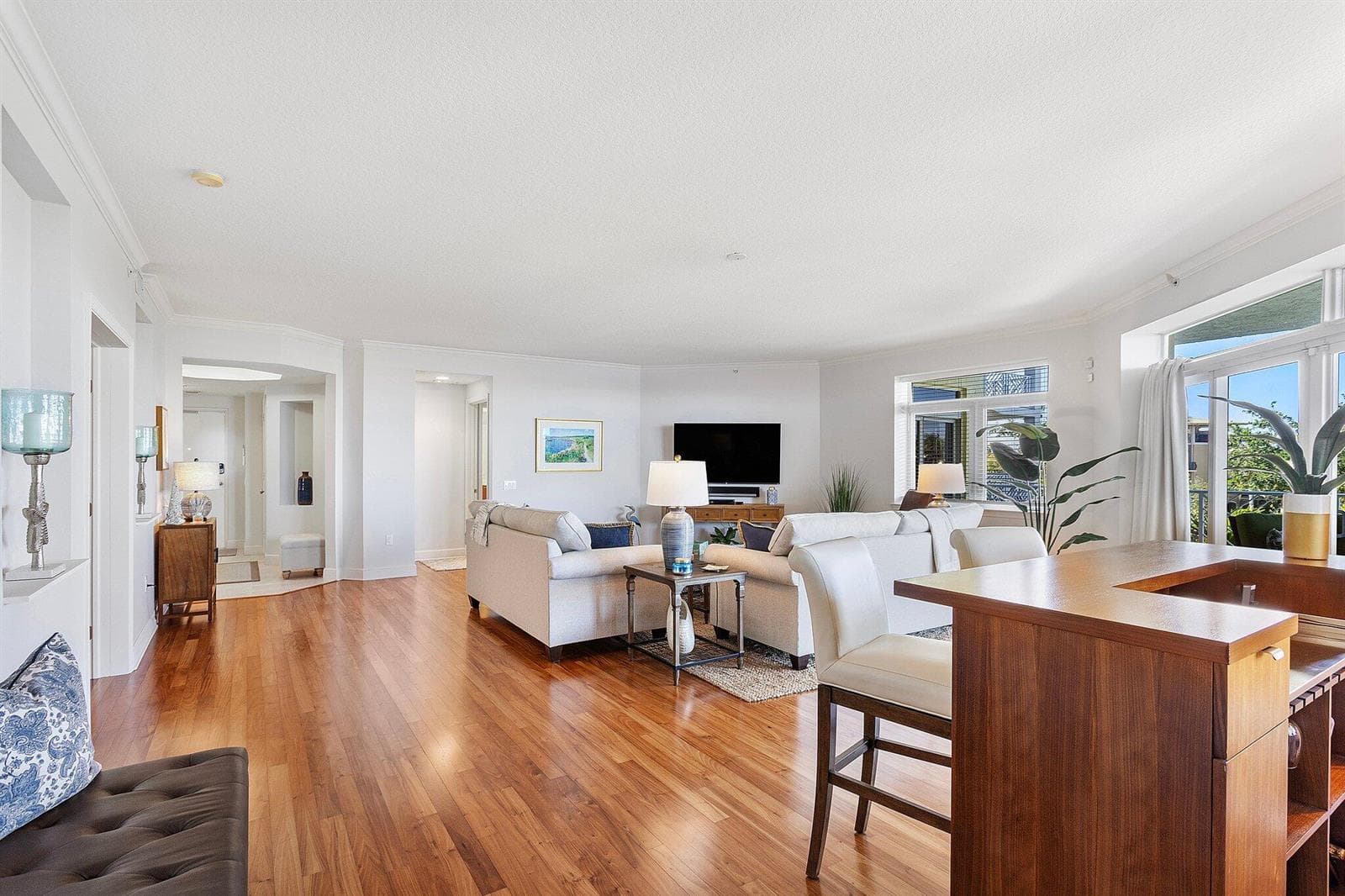 309 E Ocean Avenue 205 photo 7