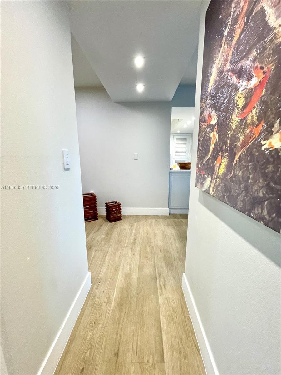 9800 W Bay Harbor Dr 404 photo 19