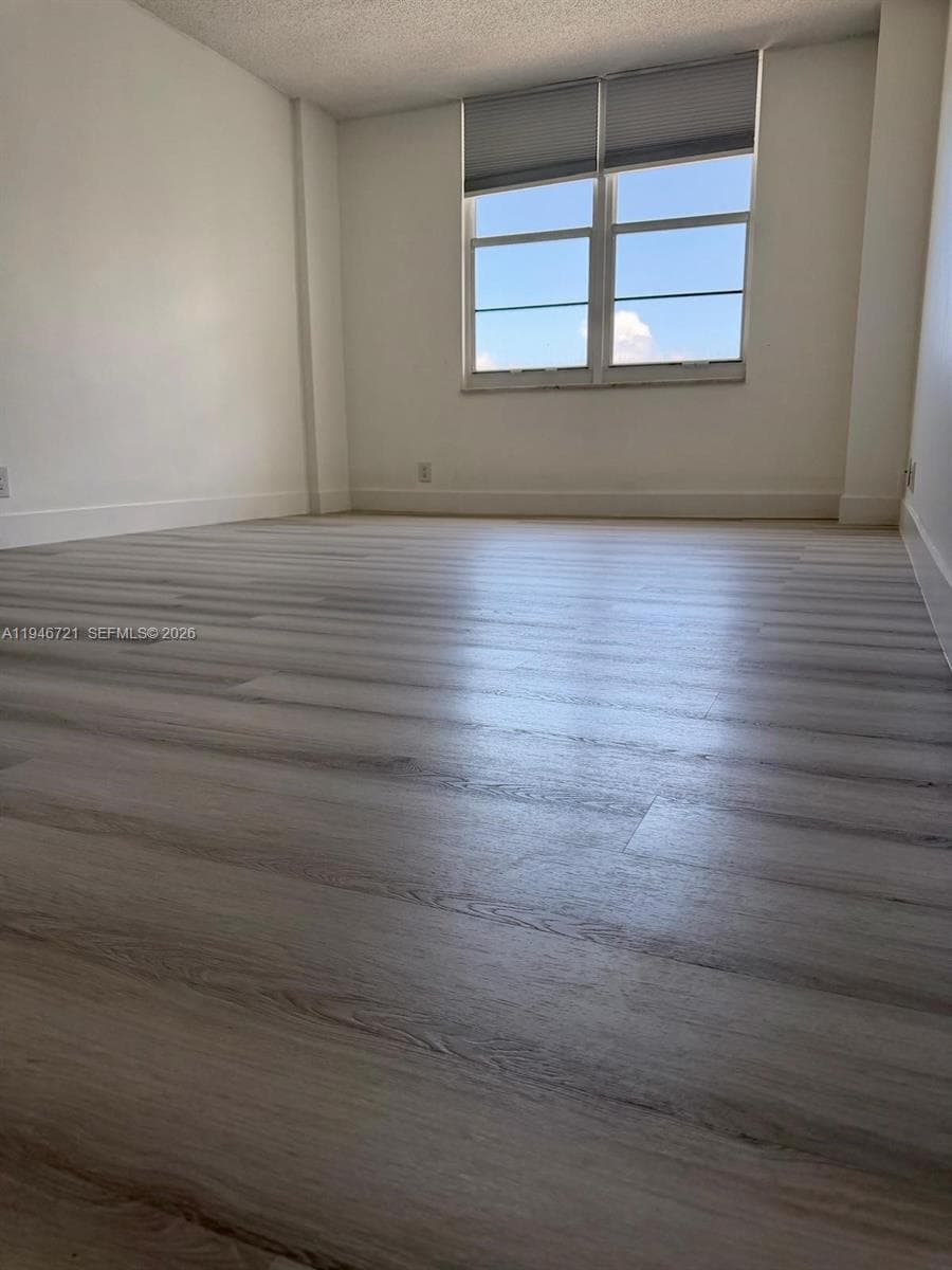 3725 S Ocean Dr 1116 photo 24