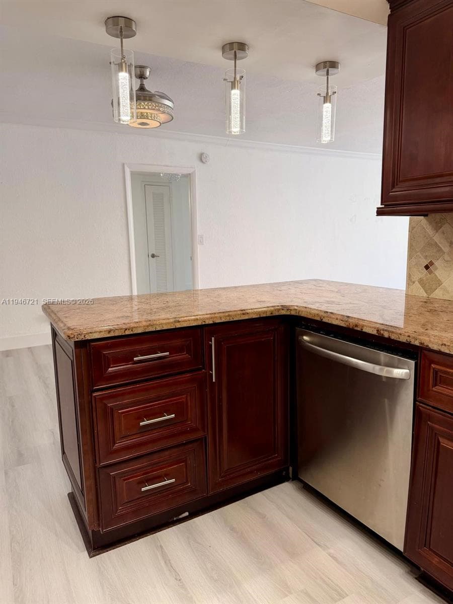 3725 S Ocean Dr 1116 photo 10