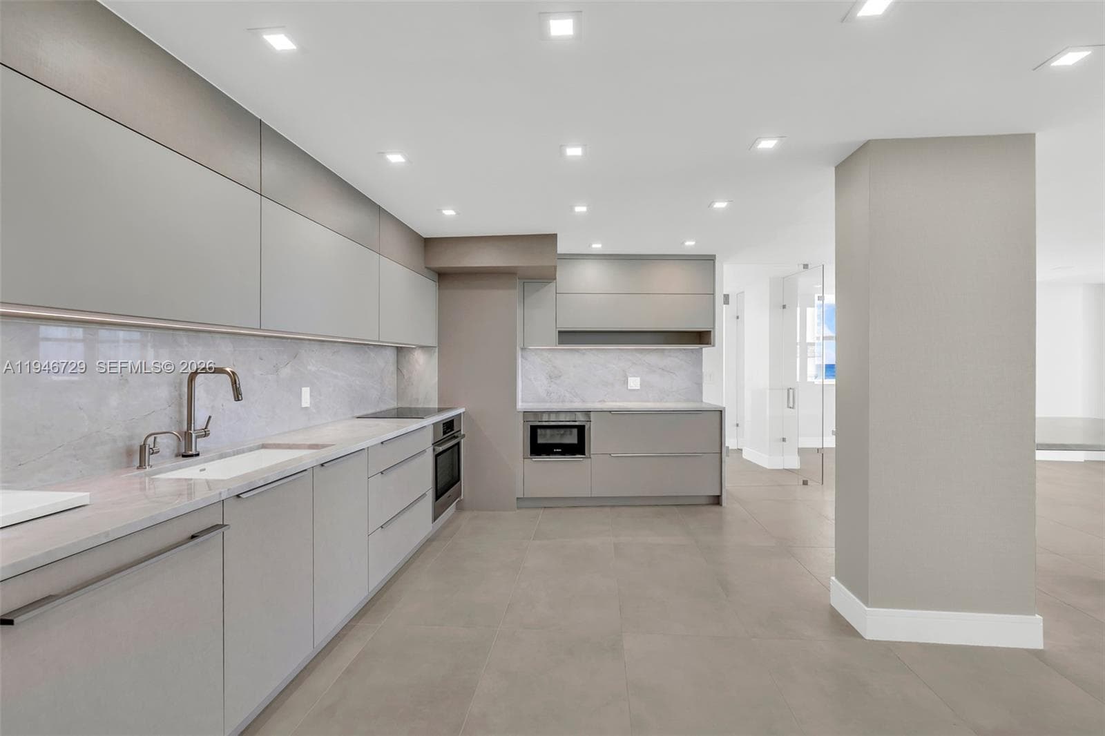 209 N Fort Lauderdale Beach Blvd 6B photo 3