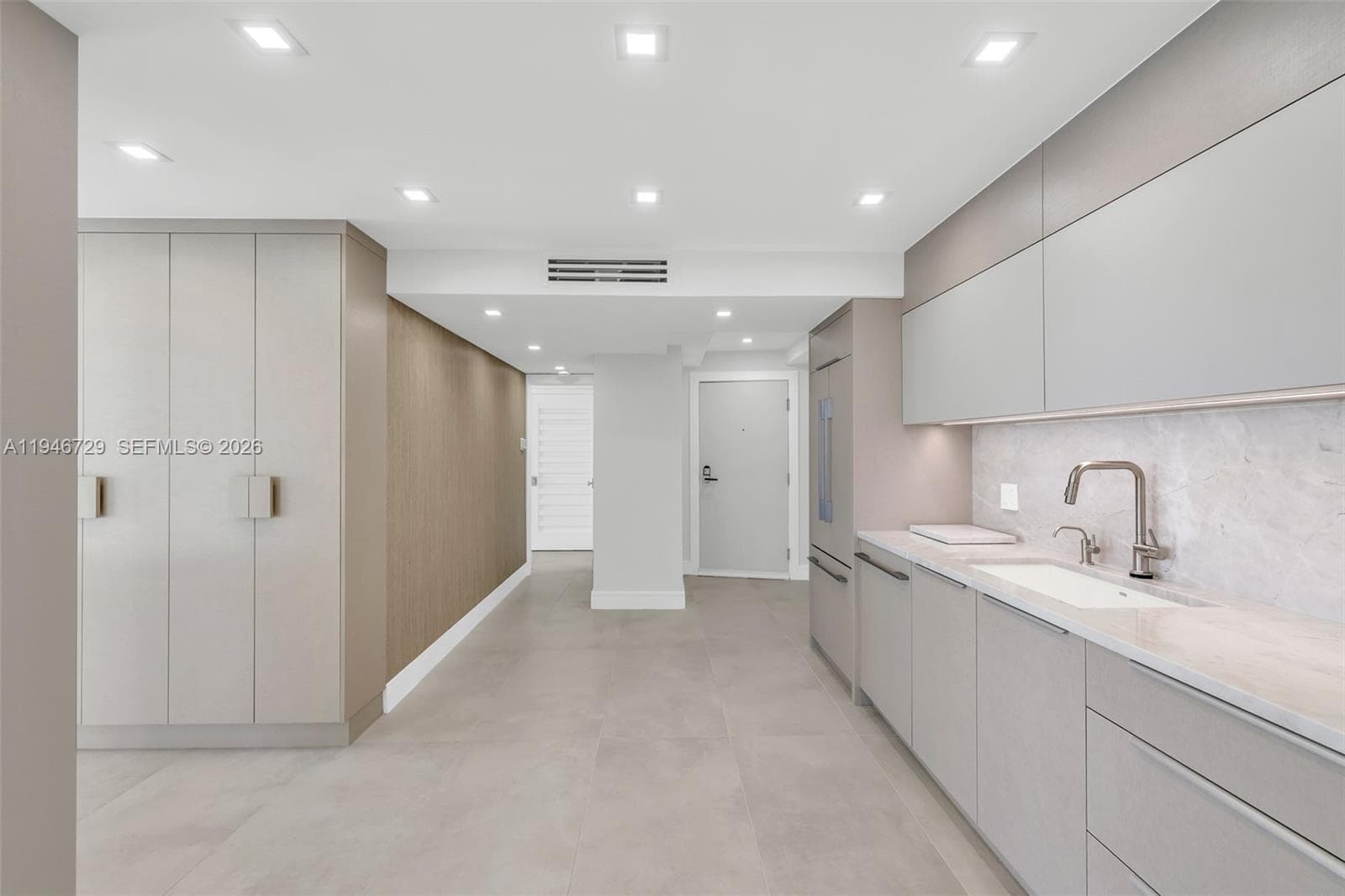 209 N Fort Lauderdale Beach Blvd 6B photo 4