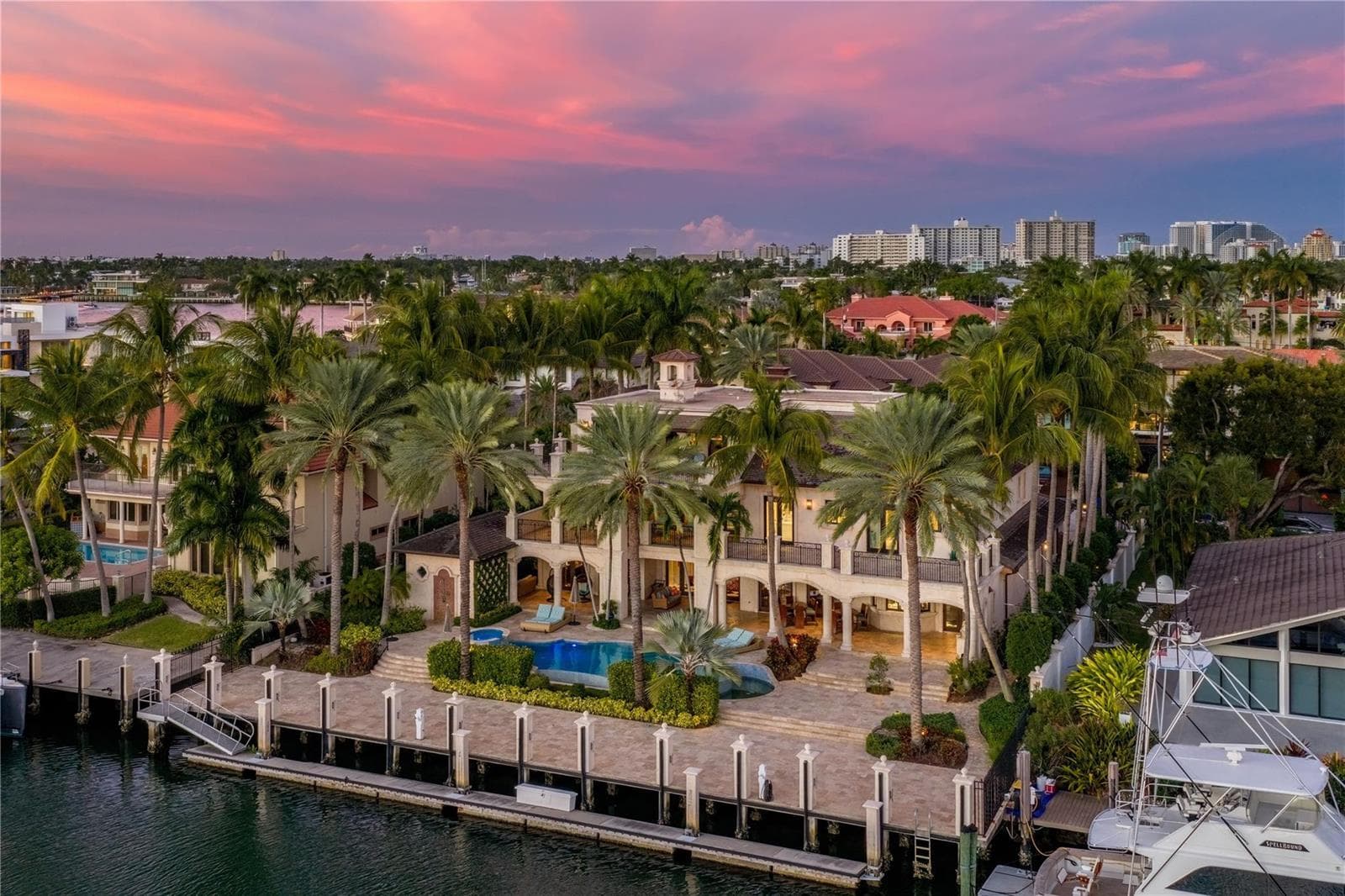 2430 Del Lago Drive photo 3