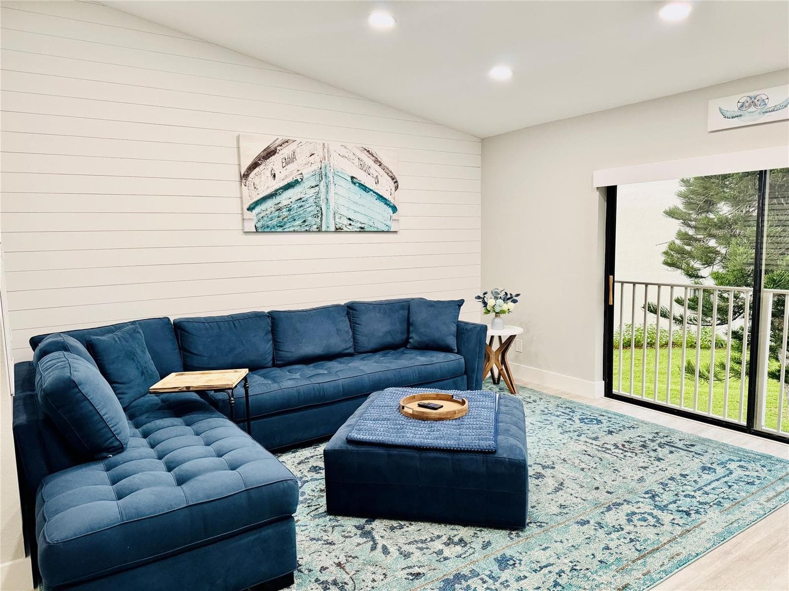 3216 S Lakeview Circle 5202 photo 9