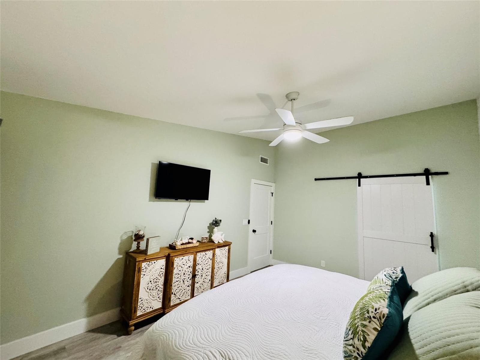 3216 S Lakeview Circle 5202 photo 25