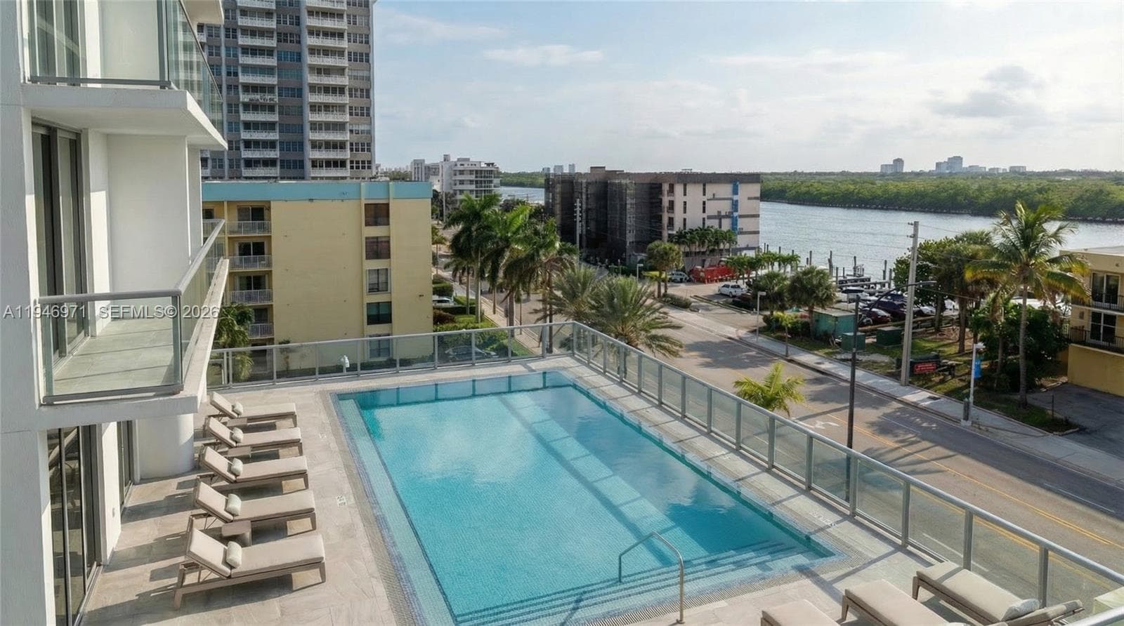 3319 N Ocean Drive 508 photo 12
