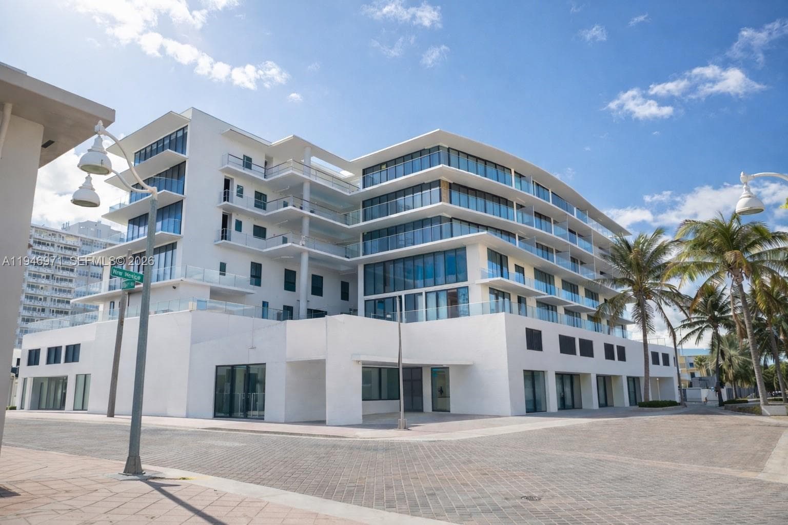 3319 N Ocean Drive 508 photo 9