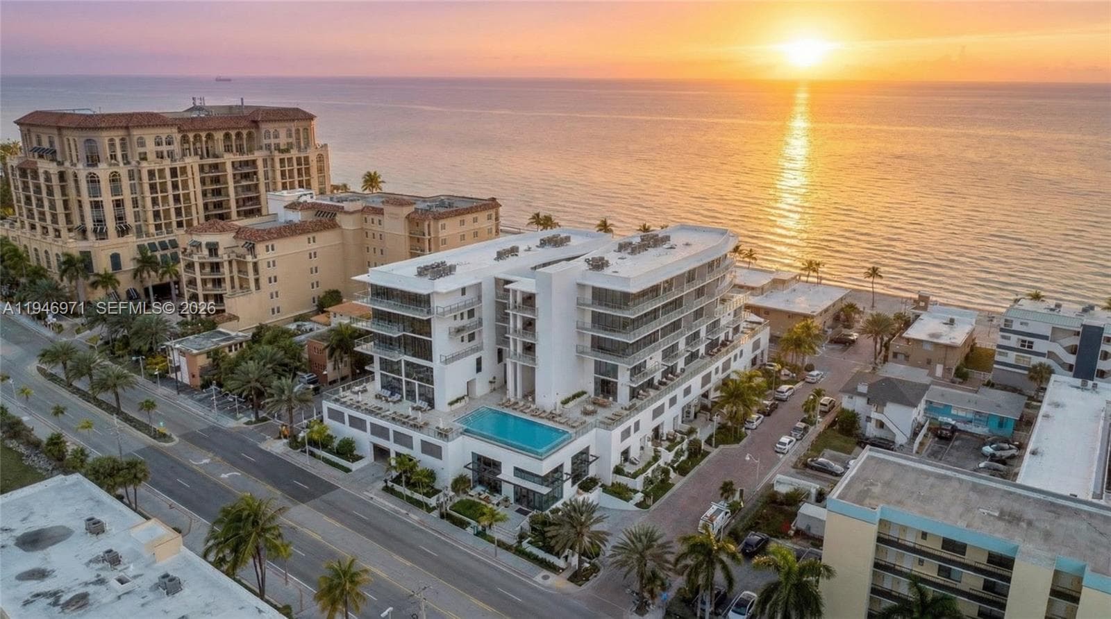 3319 N Ocean Drive 508 photo 4