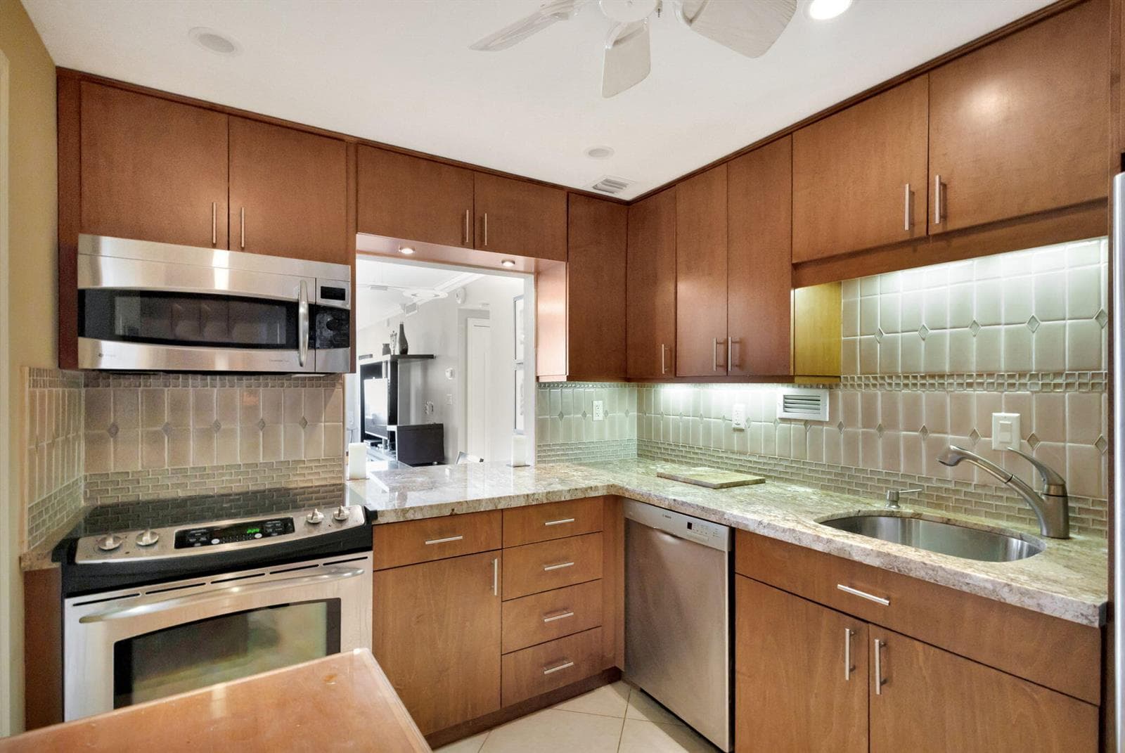 2840 S Ocean Boulevard 413 photo 3