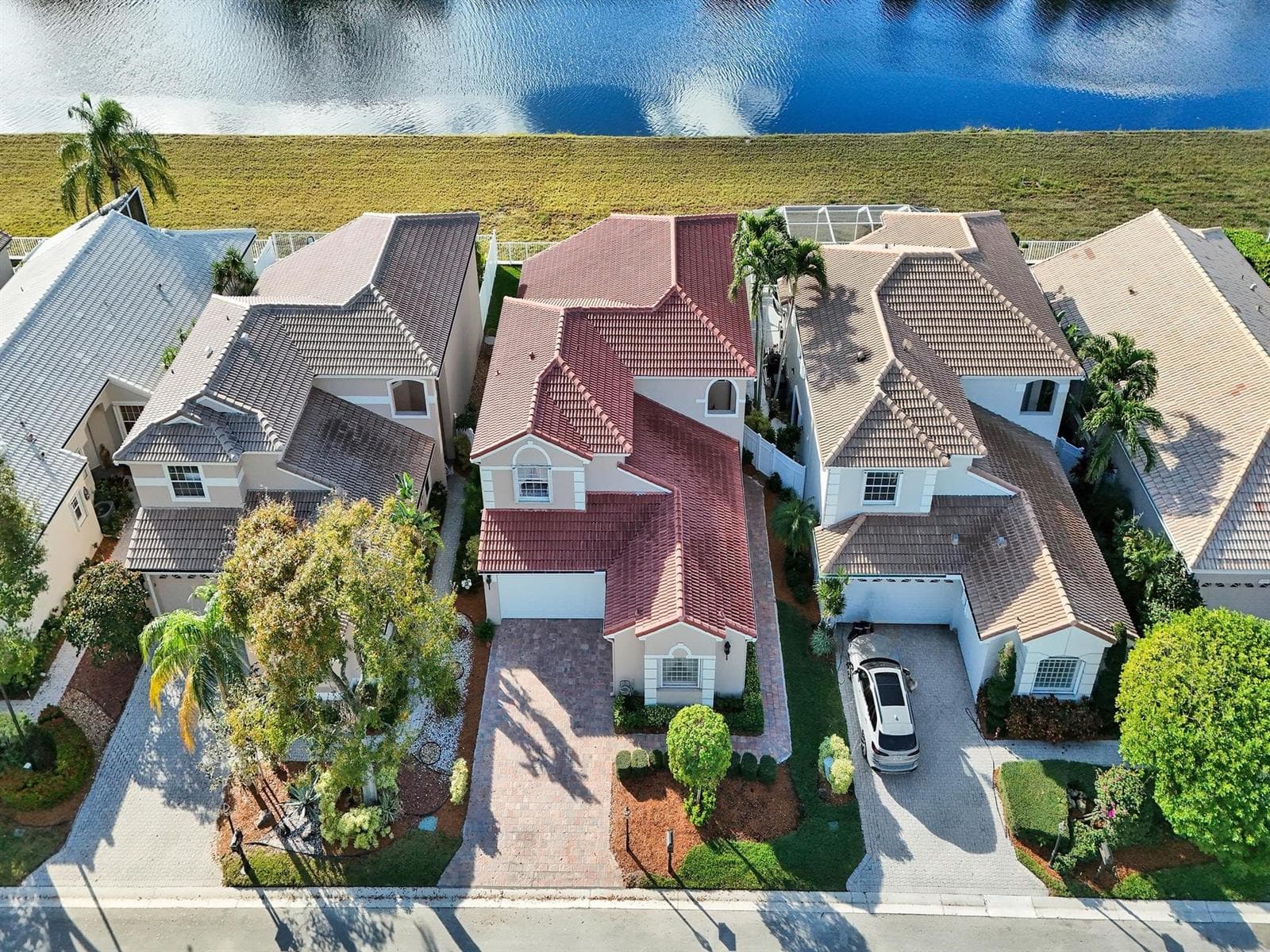 6298 Brava Way photo 5