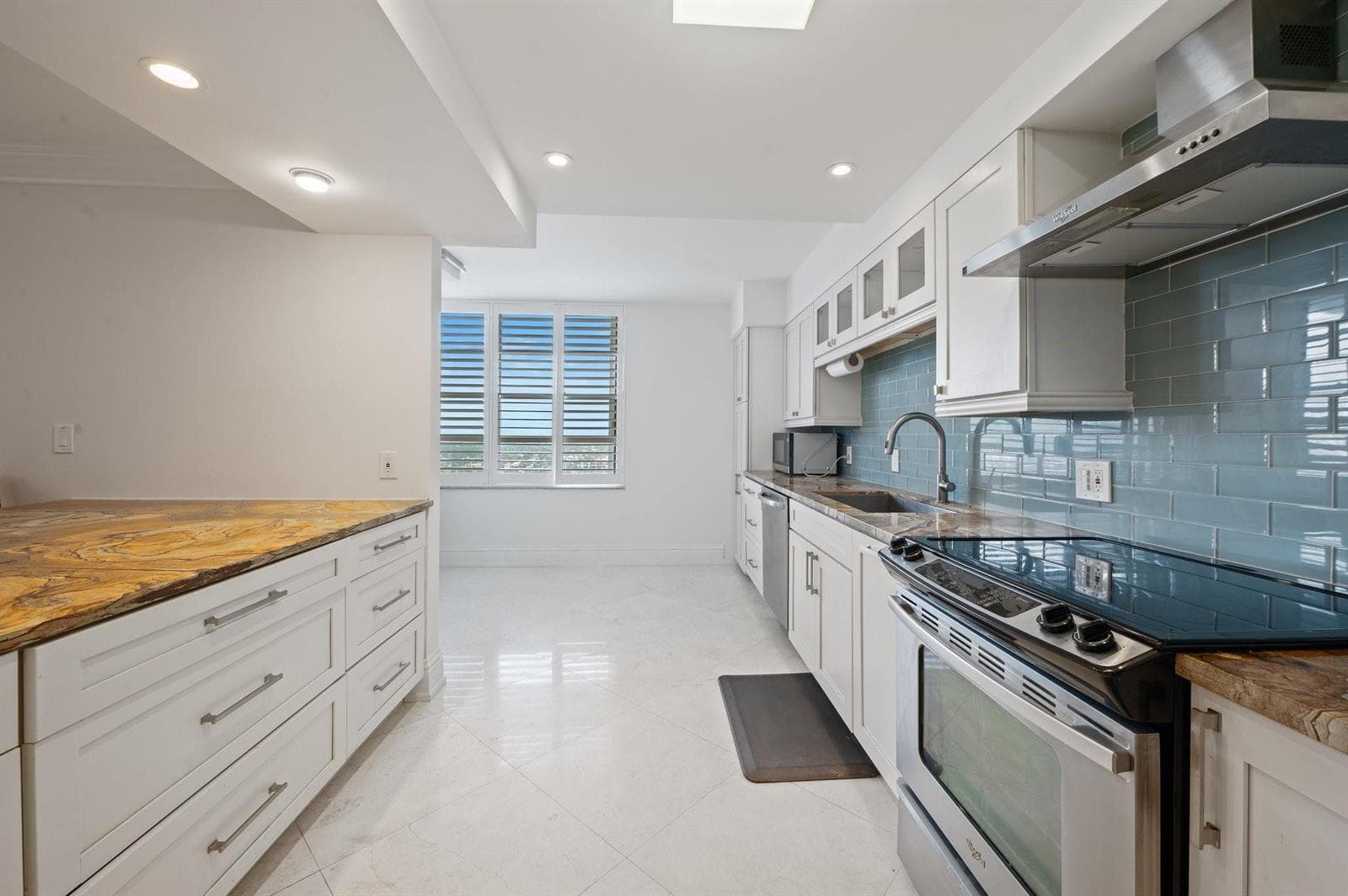 4300 N Ocean Boulevard 16G photo 10