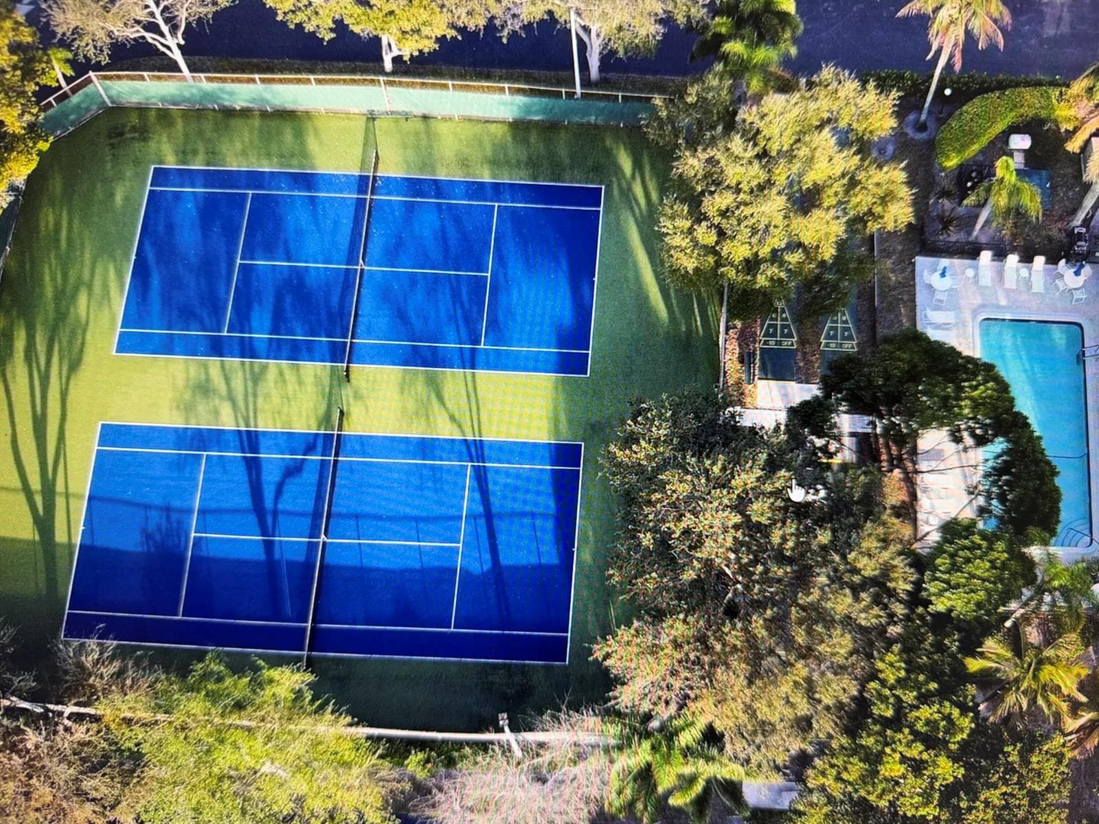6347 Bay Club Drive 3 photo 10