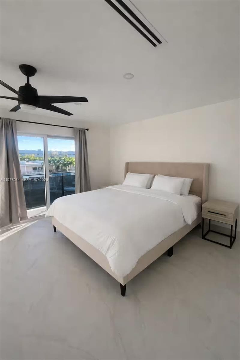 3822 NE 171st St 3822 photo 16