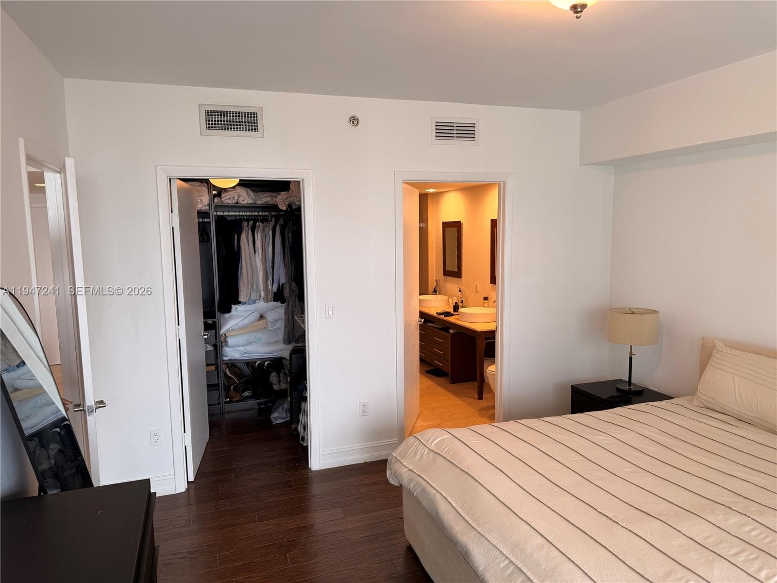 465 Brickell Ave 2906 photo 13