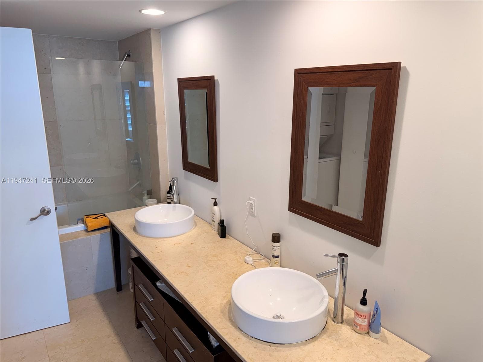 465 Brickell Ave 2906 photo 16