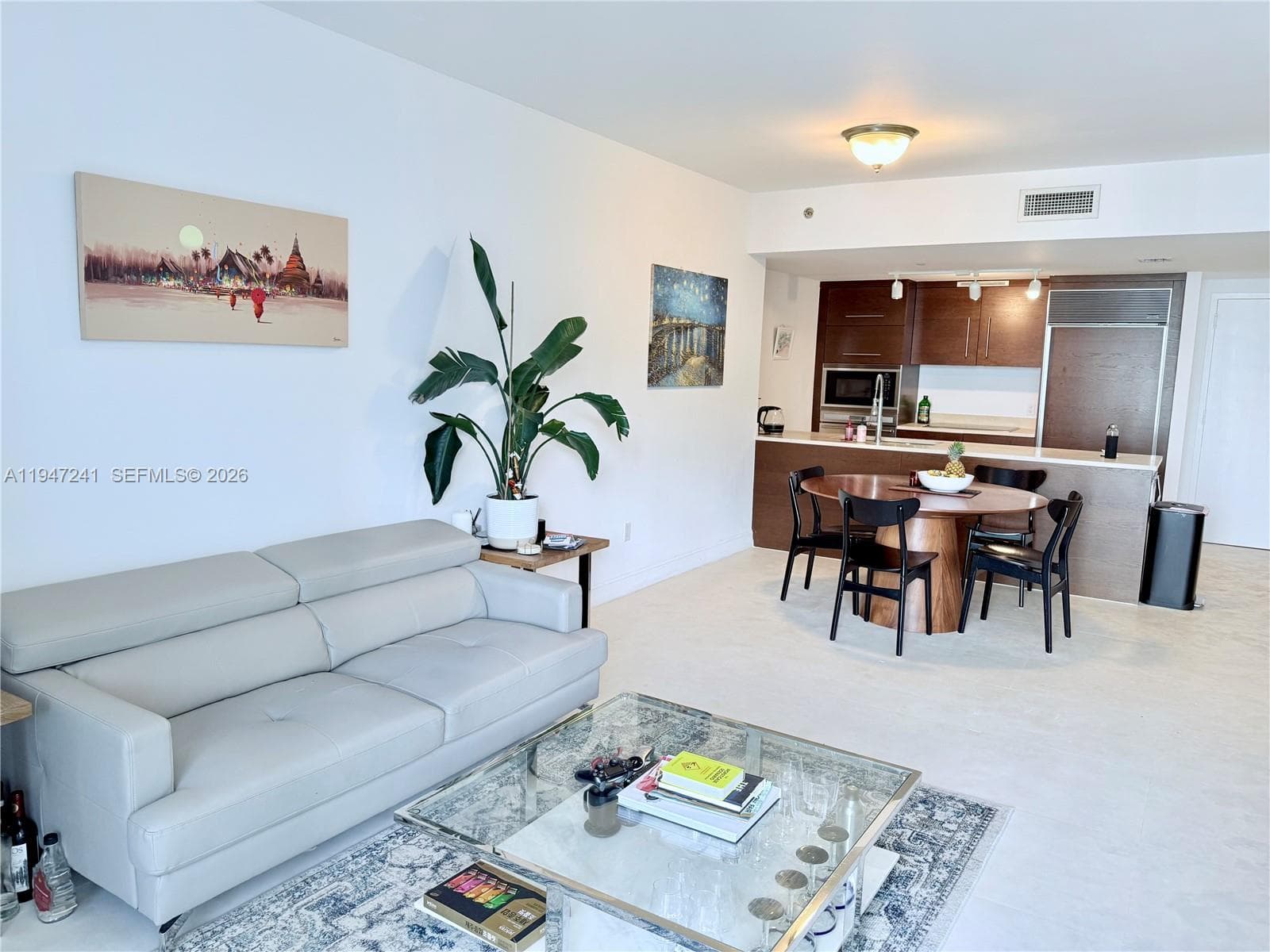 465 Brickell Ave 2906 photo 4