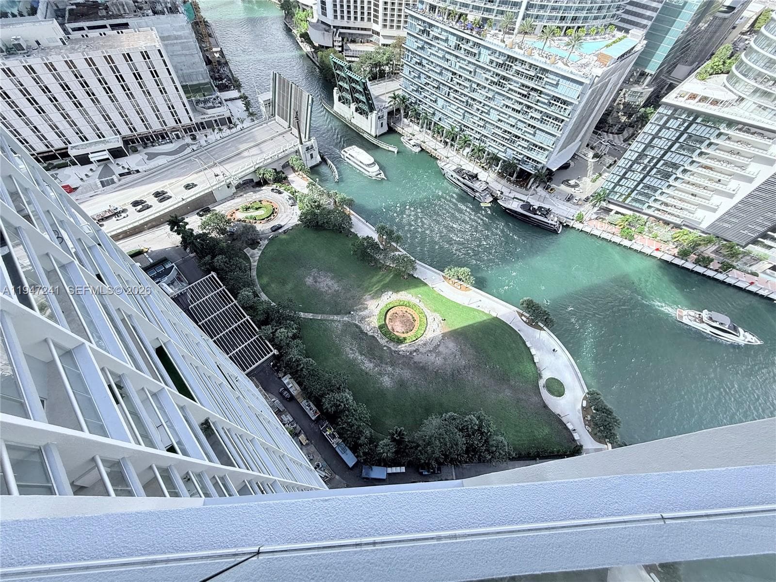465 Brickell Ave 2906 photo 25