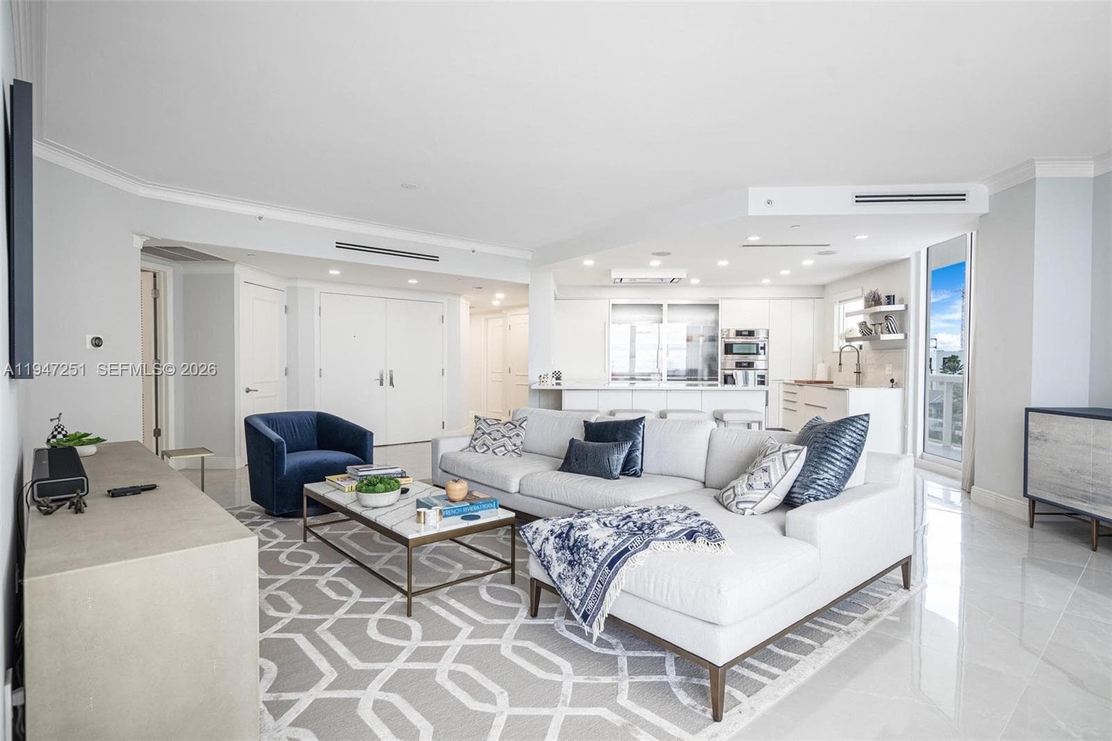9559 Collins Ave S4-E photo 4