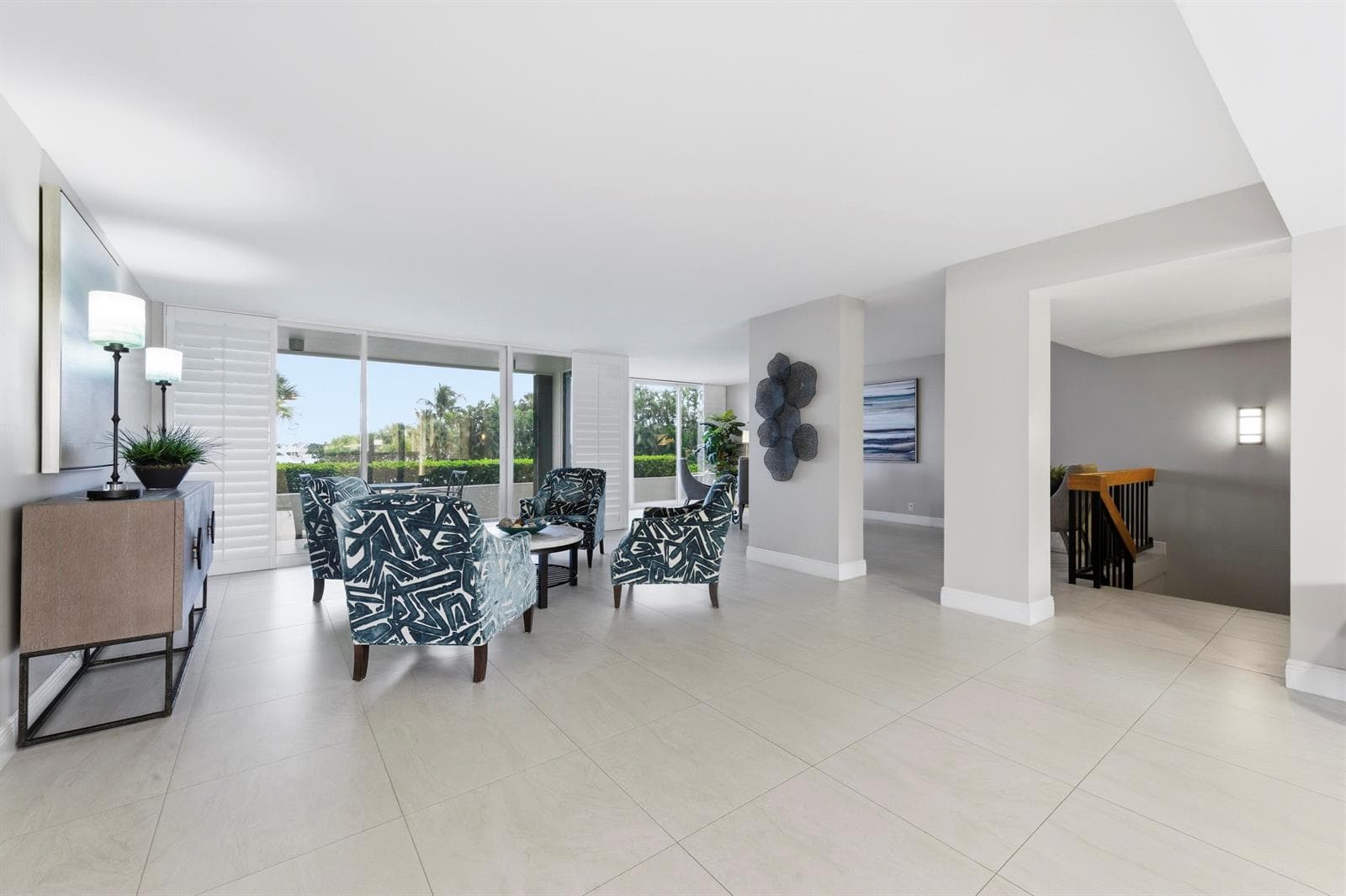126 Lakeshore Drive 526 photo 25